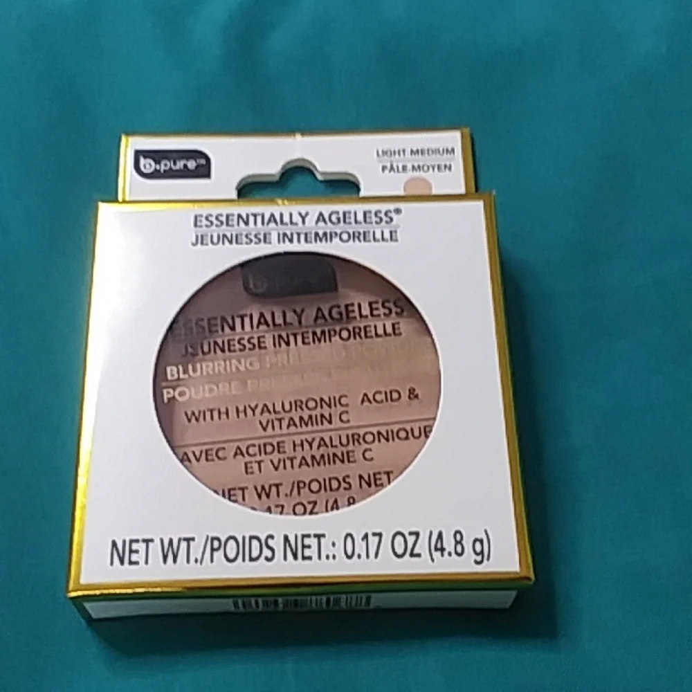 Blurring Pressed Powder